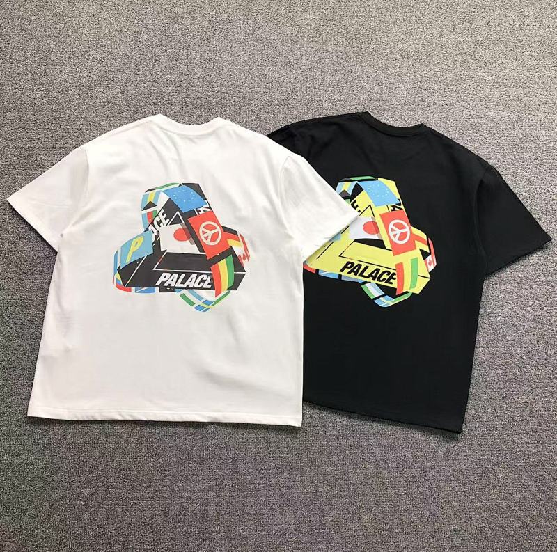 PALACE T-SHIRT 1104070821 （im 170cm 60kg i wear size M in the phot）