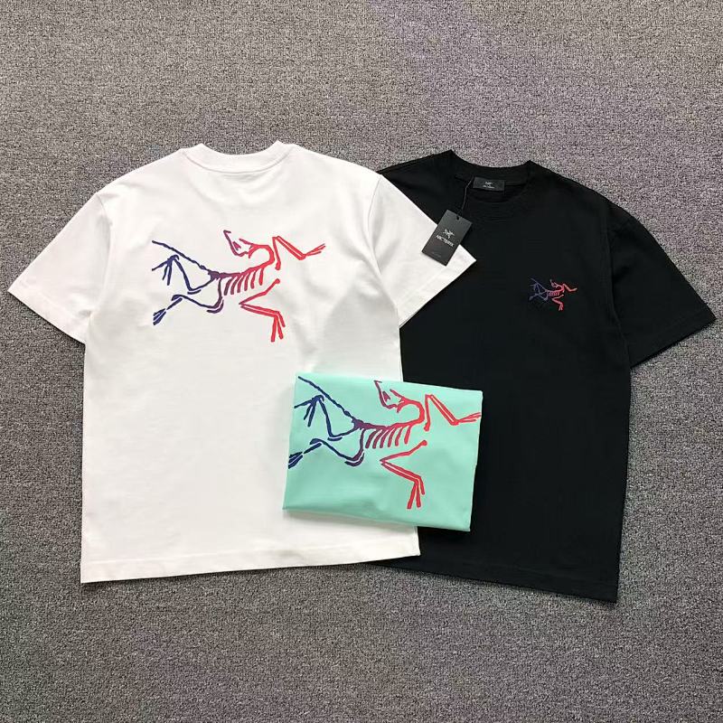 ARC'TERYX T-SHIRT 411140221（im 170cm 57kg i wear size M in the phot）