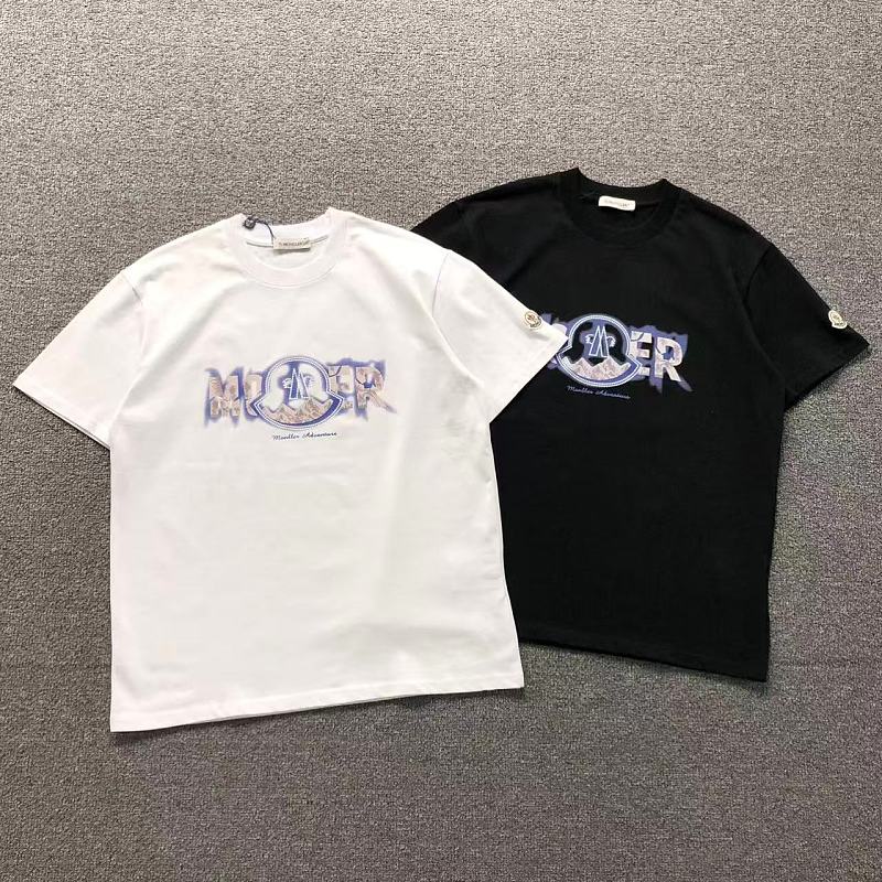 MONCLER T-SHIRT 3203055221（im 170cm 60kg i wear size M in the phot）