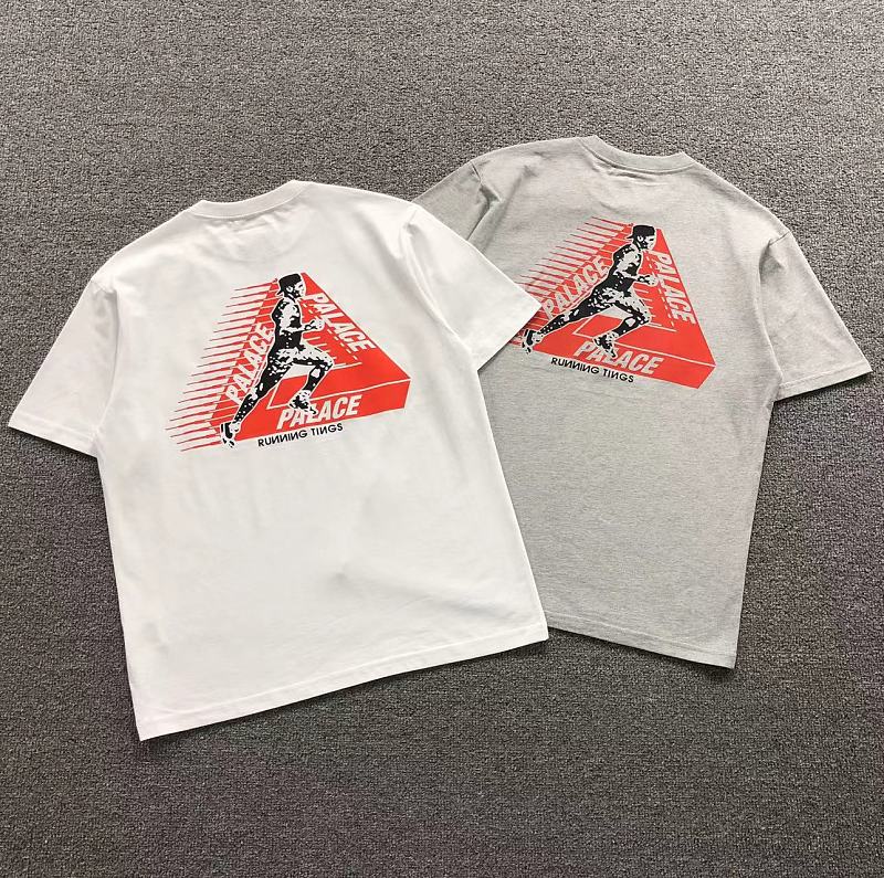 PALACE T-SHIRT 3207161202（im 170cm 60kg i wear size M in the phot）