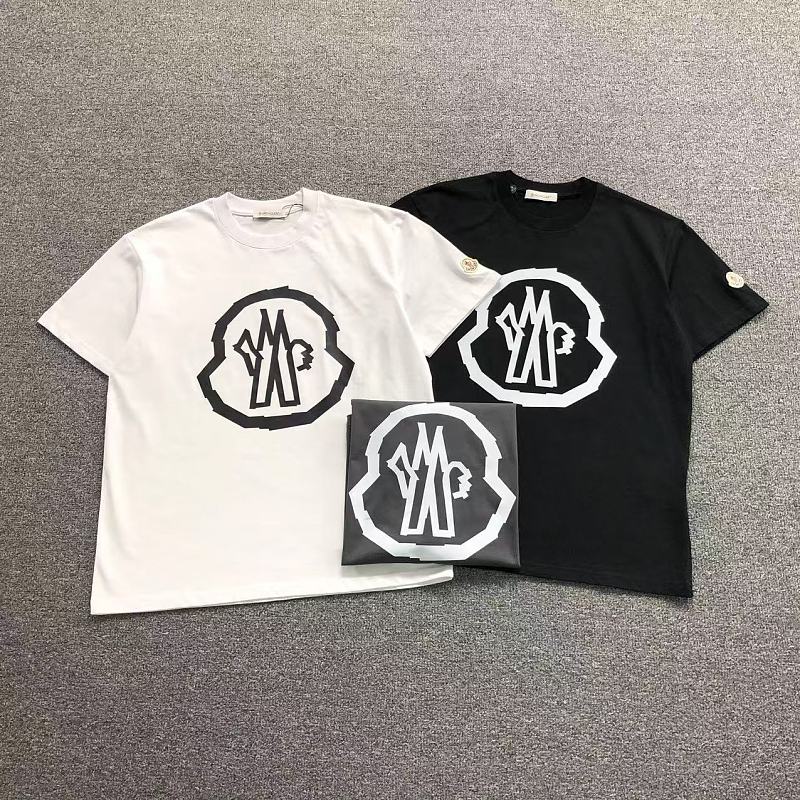 MONCLER T-SHIRT 411141021（im 170cm 57kg i wear size M in the phot）