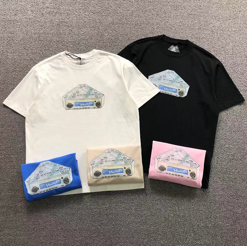PALACE T-SHIRT 12760802（im 170cm 60kg i wear size L in the phot）