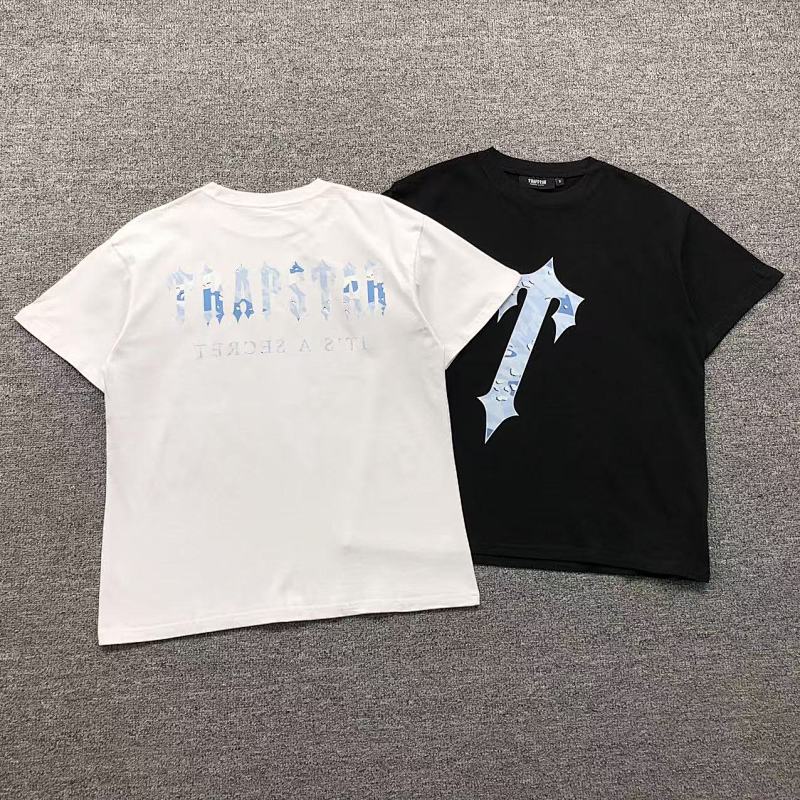 TRAPSTAR T-SHIRT 411186463（im 170cm 57kg i wear size S in the phot）