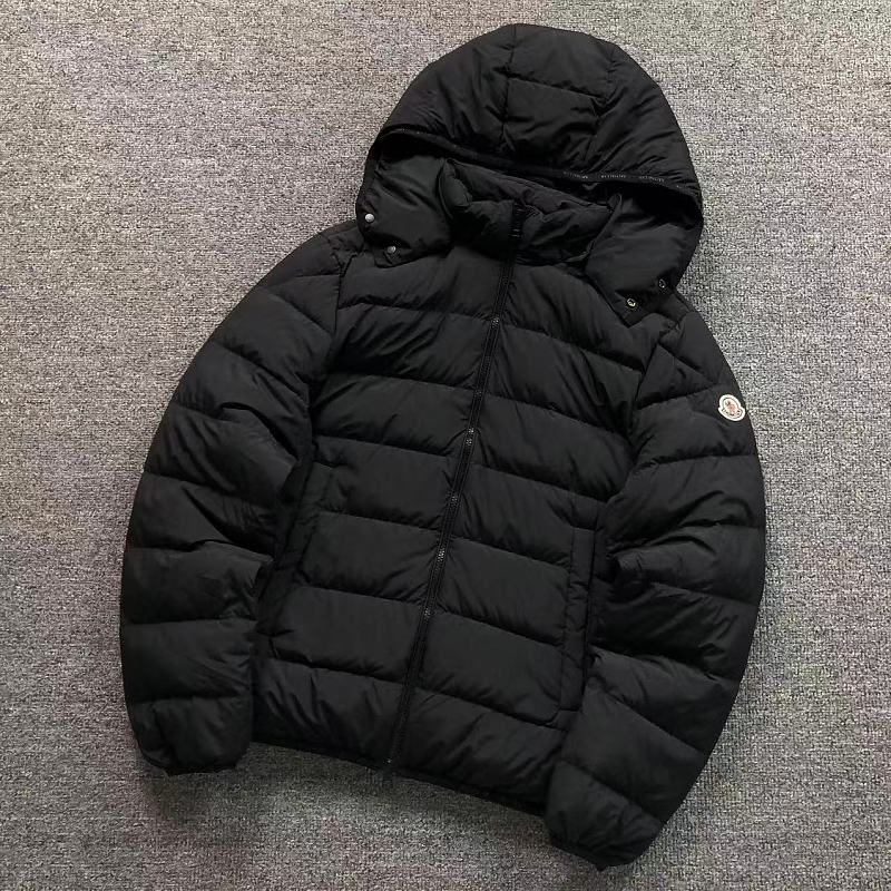 MONCLER DOWN JACKETS 2111210104 （im 170cm 60kg i wear size 2 in the phot）