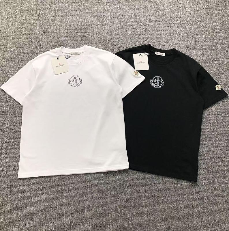 MONCLER T-SHIRT 411140821（im 170cm 57kg i wear size M in the phot）