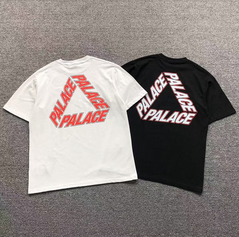 PALACE T-SHIRT 1106030853（im 170cm 60kg i wear size M in the phot）