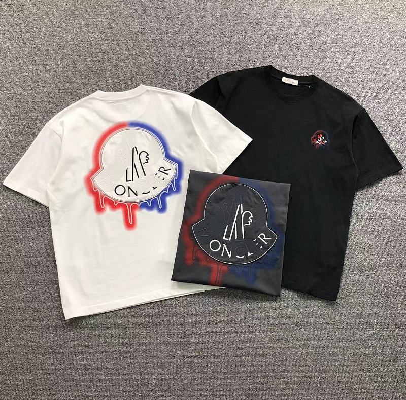 MONCLER T-SHIRT 520121620（im 170cm 60kg i wear size M in the phot）