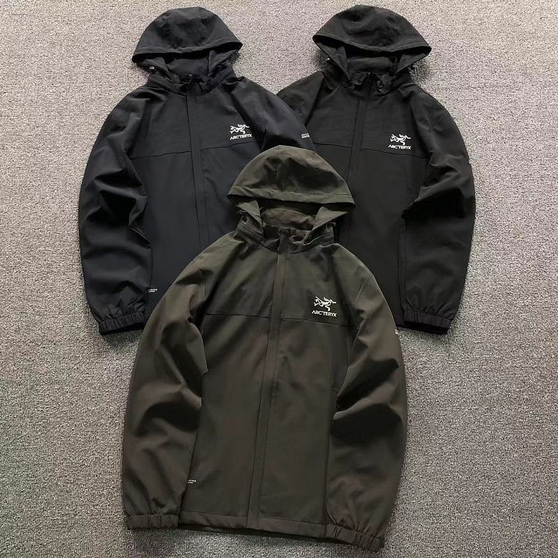 ARC'TERYX JACKET 2207270904（im 170cm 60kg i wear size 2XL in the phot）