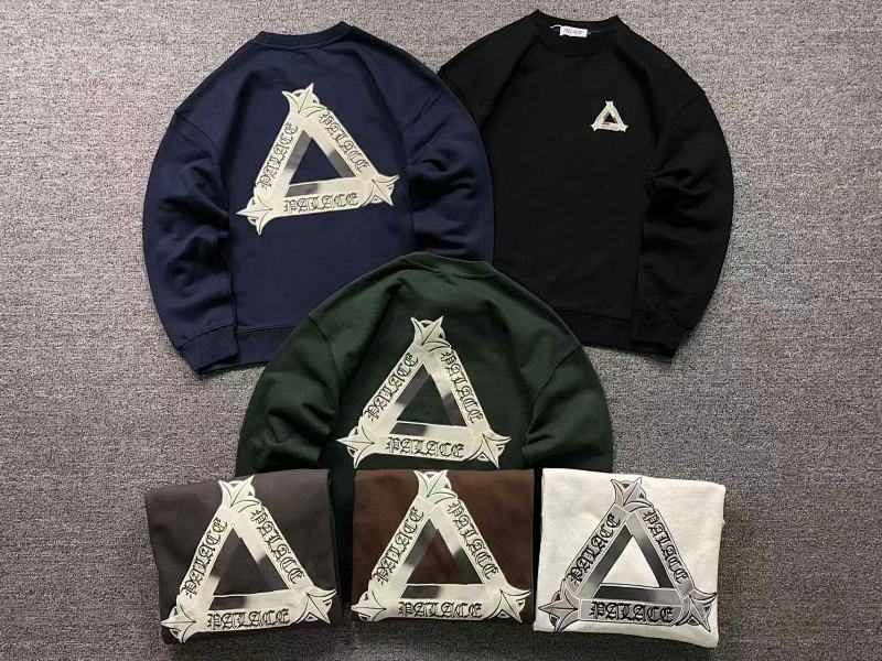 PALACE HOODIE 5122720164（im 170cm 60kg i wear size S in the phot）