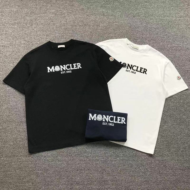 MONCLER T-SHIRT 3205221321（im 170cm 60kg i wear size L in the phot）