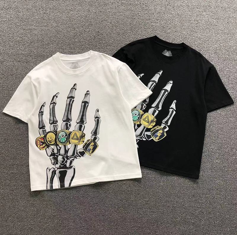 PALACE T-SHIRT 3206060321（im 170cm 60kg i wear size S in the phot）