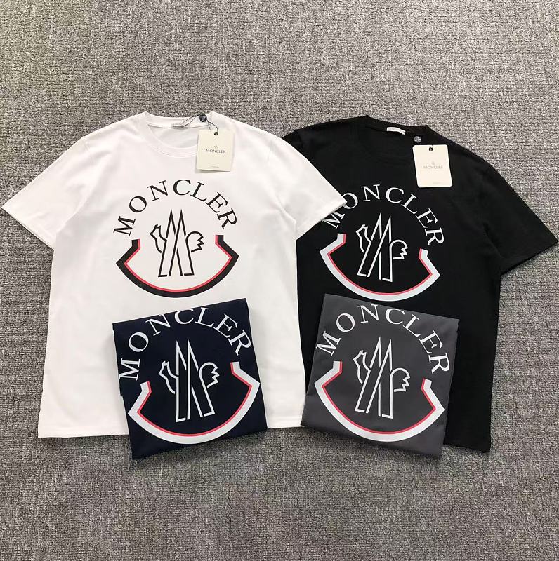 MONCLER T-SHIRT 412160203（im 170cm 57kg i wear size L in the phot）