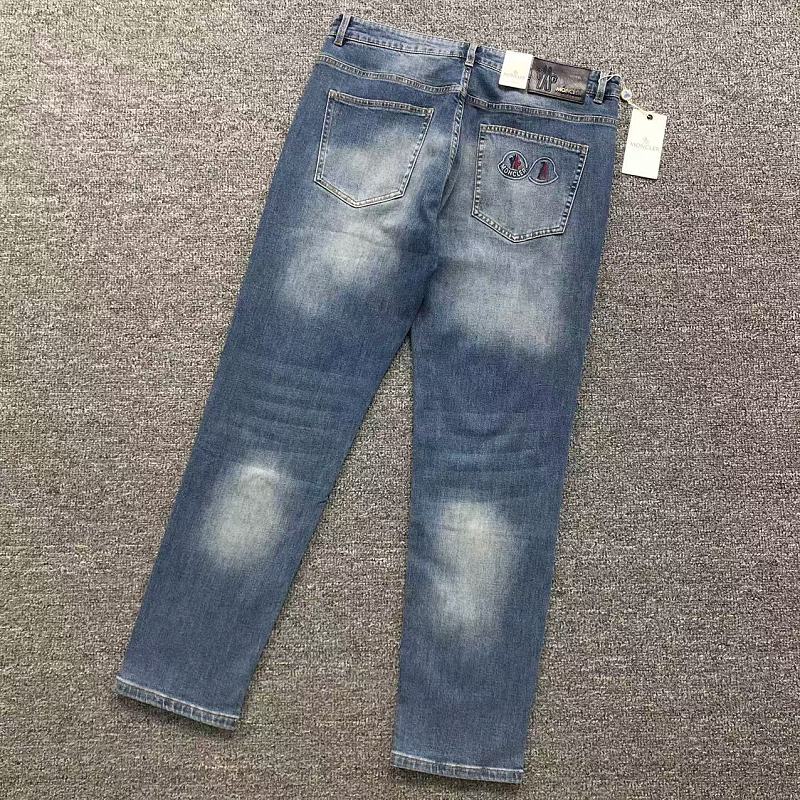 MONCLER TROUSERS 311151805