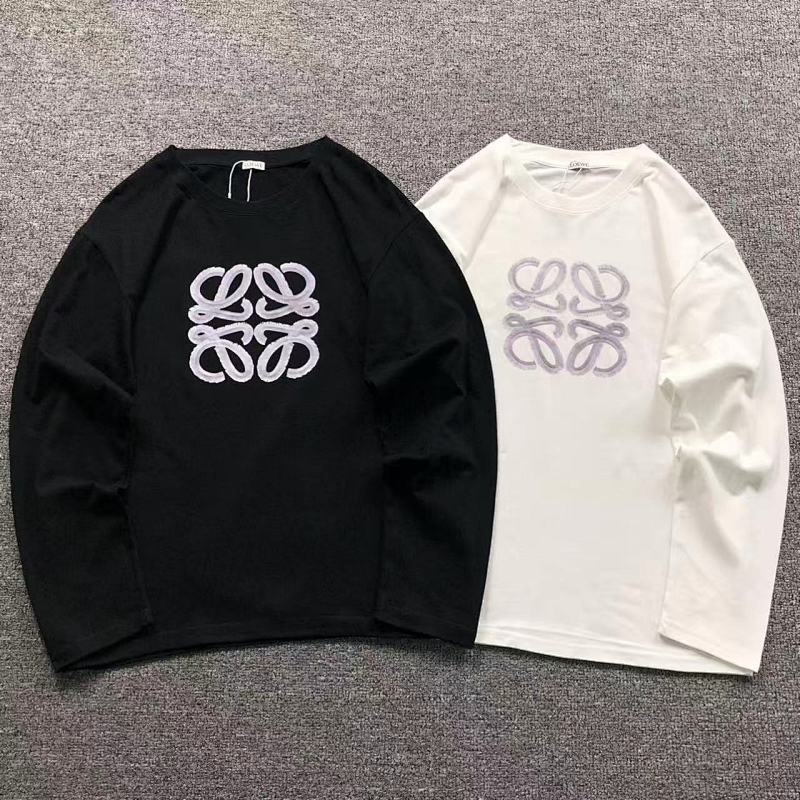 LOEWE LONG SLEEVED 4111081501（im 170cm 60kg i wear size L in the phot）