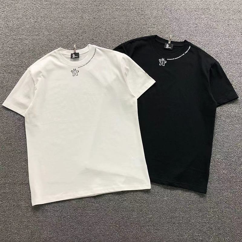 MONCLER T-SHIRT 5260527147（im 170cm 60kg i wear size L in the phot）