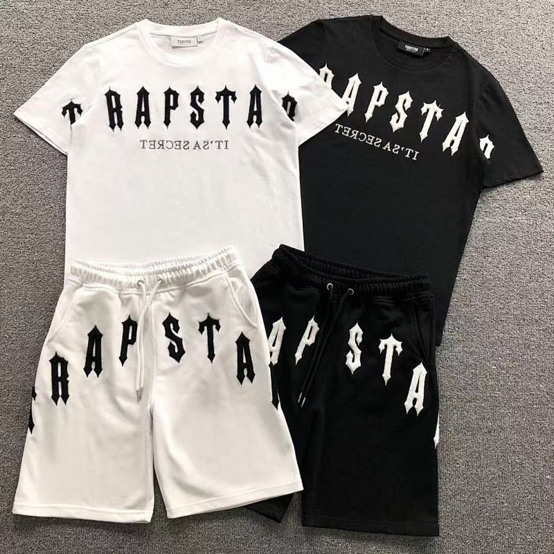 TOP SHORTS TRAPSTAR SHORTS T-SHIRT 1106160863（im 170cm 60kg i wear size S in the phot）
