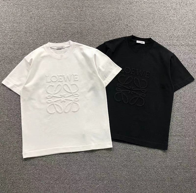 LOEWE T-SHIRT 521160781（im 170cm 60kg i wear size S in the phot）