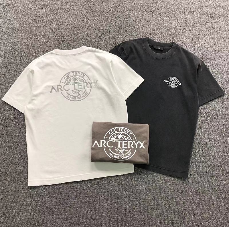 ARC'TERYX T-SHIRT 5242005147（im 170cm 60kg i wear size L in the phot）