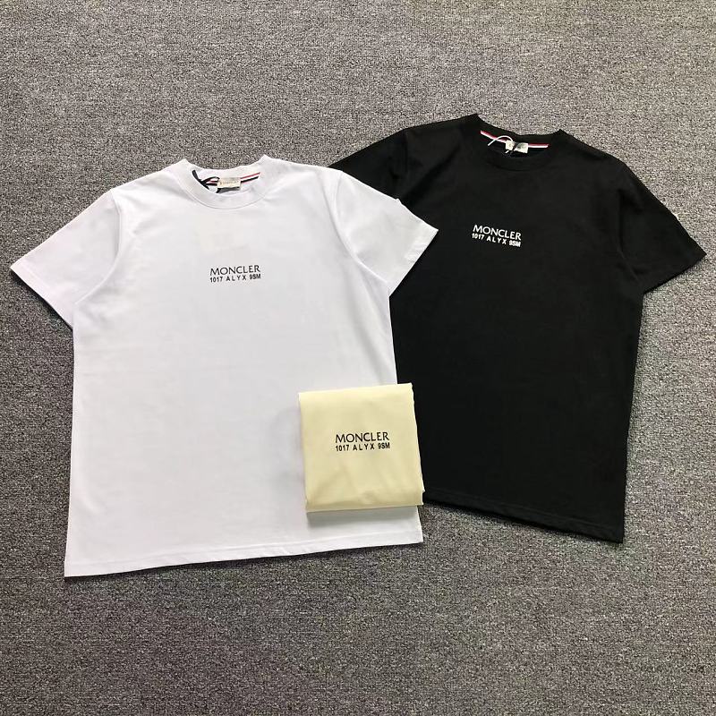 MONCLER T-SHIRT 41361160 （im 170cm 55kg i wear size M in the phot）