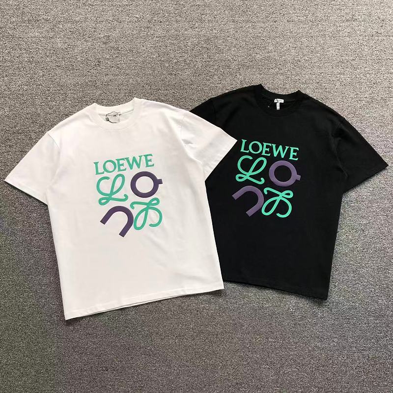 LOEWE ON T-SHIRT 3204220721 （im 170cm 60kg i wear size M in the phot）