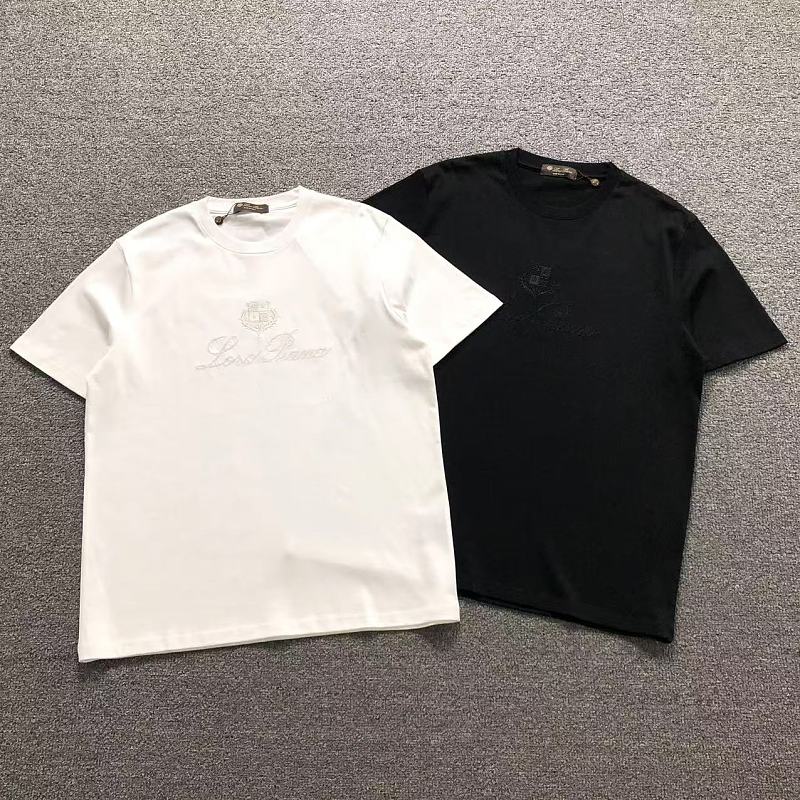 LORO PIANA T-SHIRT 2205074201（im 170cm 60kg i wear size XL in the phot)