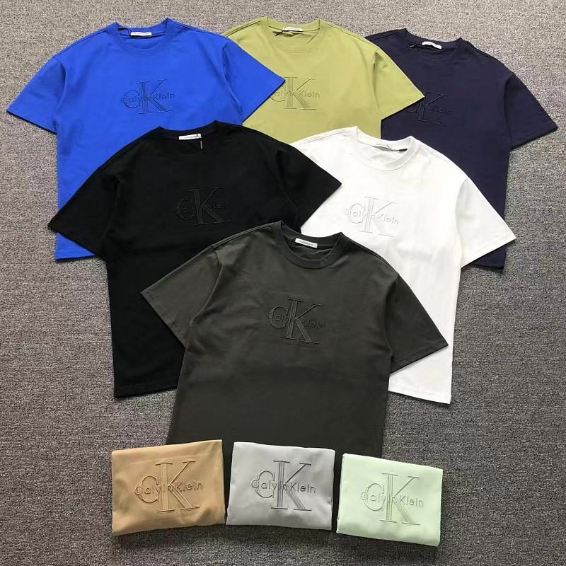 CALVIN KLEIN T-SHIRT 2204034101（im 170cm 60kg i wear size XL in the phot）