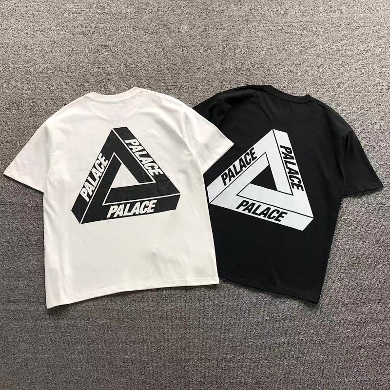 PALACE T-SHIRT 41061060123（im 170cm 60kg i wear size M in the phot）