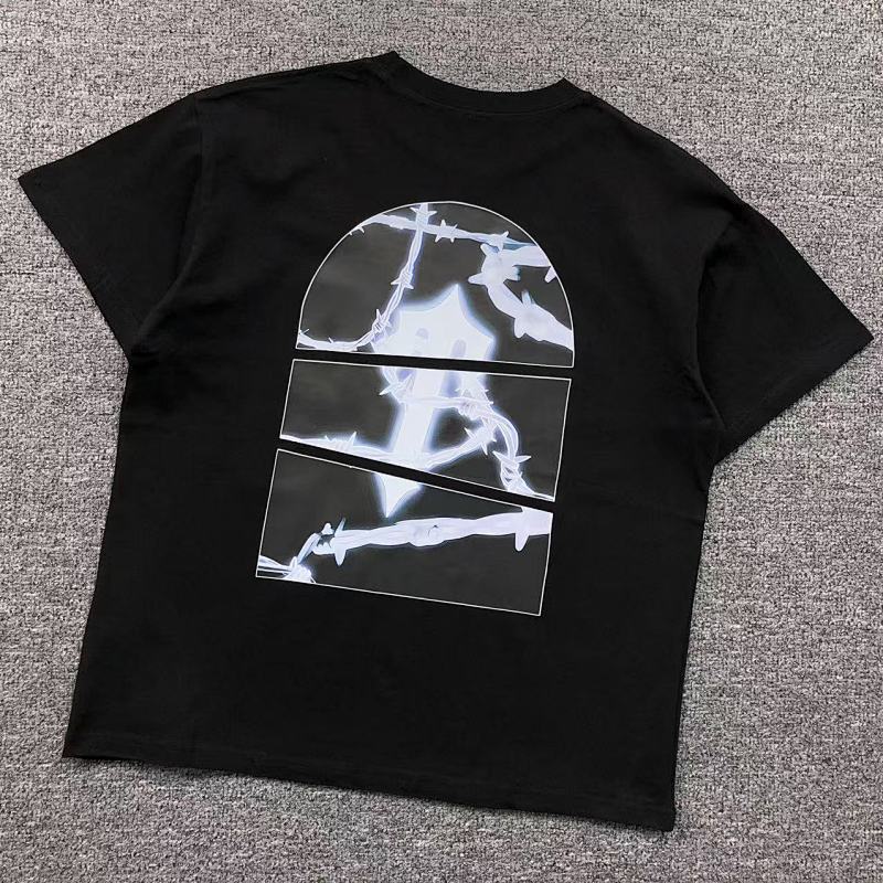 TRAPSTAR T-SHIRT 411186063（im 170cm 57kg i wear size S in the phot）