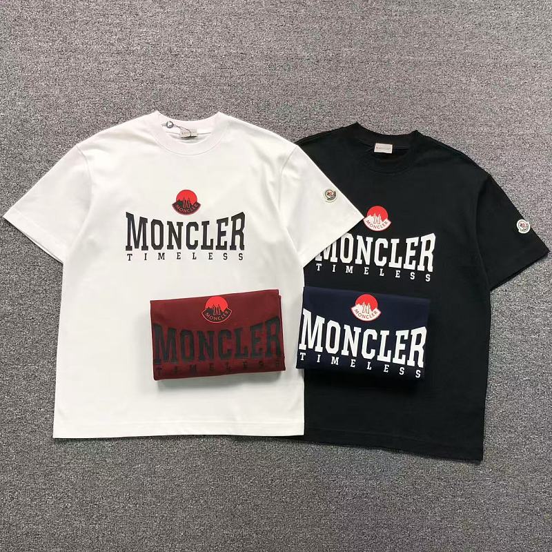 MONCLER T-SHIRT 3201300521（im 170cm 60kg i wear size M in the phot）
