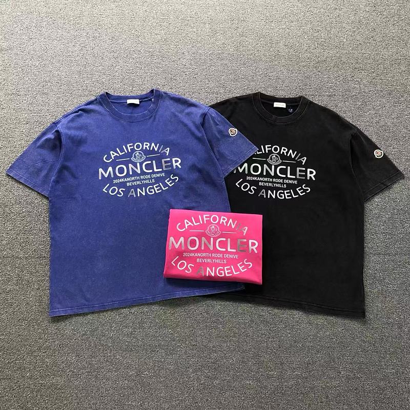 MONCLER T-SHIRT 2203263701（im 170cm 60kg i wear size L in the phot）