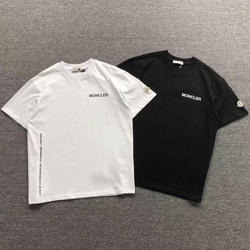 MONCLER T-SHIRT 3106200621（im 170cm 60kg i wear size M in the phot）