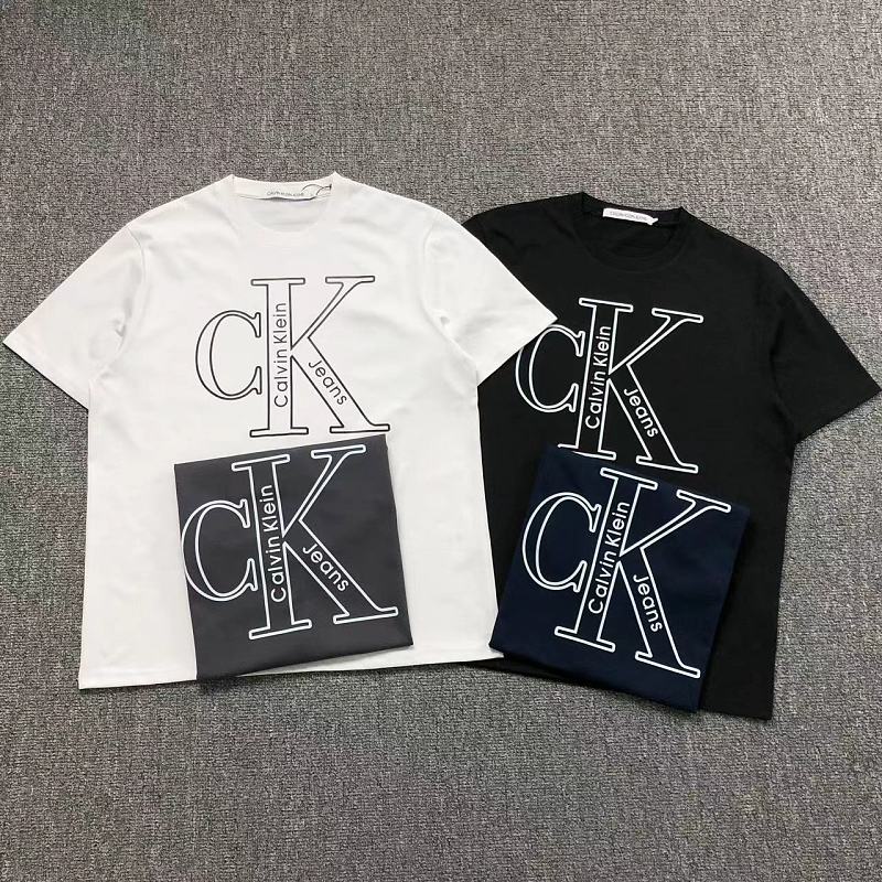 CALVIN KLEIN T-SHIRT 111044501（im 170cm 57kg i wear size XL in the phot）