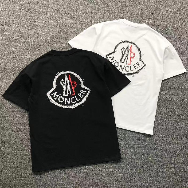 MONCLER T-SHIRT 524040119（im 170cm 60kg i wear size S in the phot）