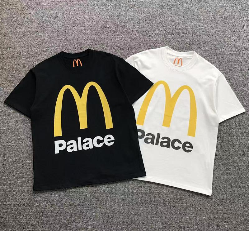 PALACE T-SHIRT 3112161421（im 170cm 60kg i wear size M in the phot）