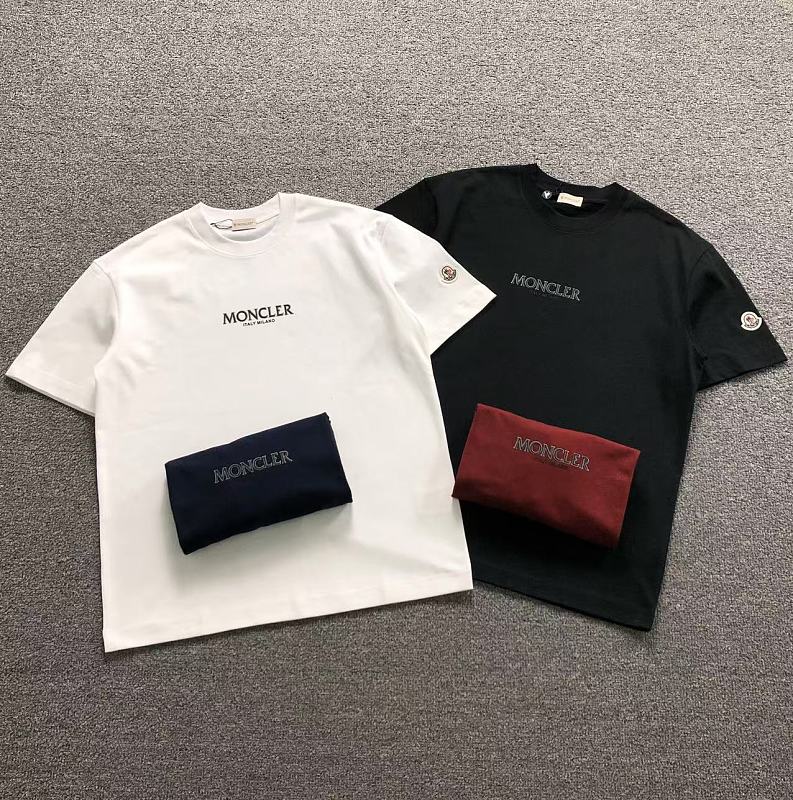 MONCLER T-SHIRT 5241632147（im 170cm 60kg i wear size M in the phot）