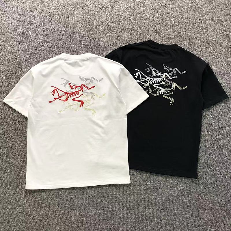 ARC'TERYX T-SHIRT 3204234121（im 170cm 60kg i wear size M in the phot）