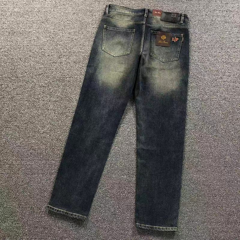 LORO PIANA TROUSRES 2207080301（im 170cm 60kg i wear size 33 in the phot）