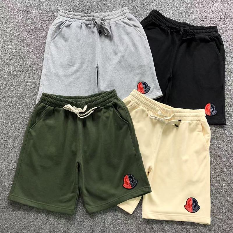 MONCLER SHORTS 3106190921（im 170cm 60kg i wear size M in the phot）