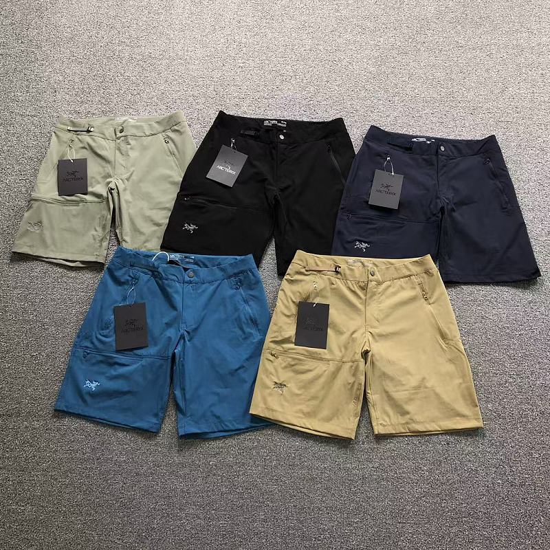 ARC'TERYX SHORTS 3205221421（im 170cm 60kg i wear size XL in the phot）