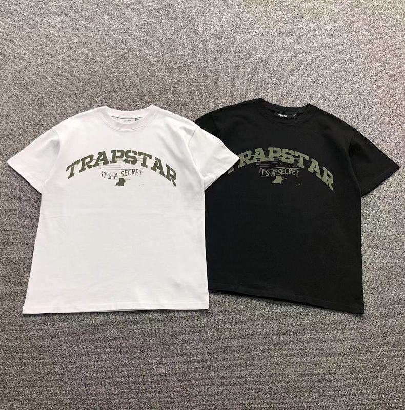 TRAPSTAR T-SHIRT 111100363（im 170cm 57kg i wear size S in the phot）