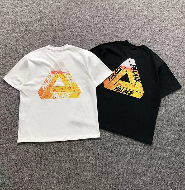 PALACE T-SHIRT 3104192021（im 170cm 60kg i wear size M in the phot）
