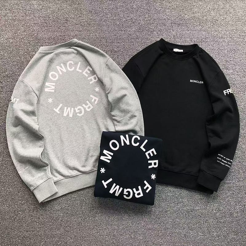 MONCLER HOODIE 1108150930（im 170cm 60kg i wear size M in the phot）