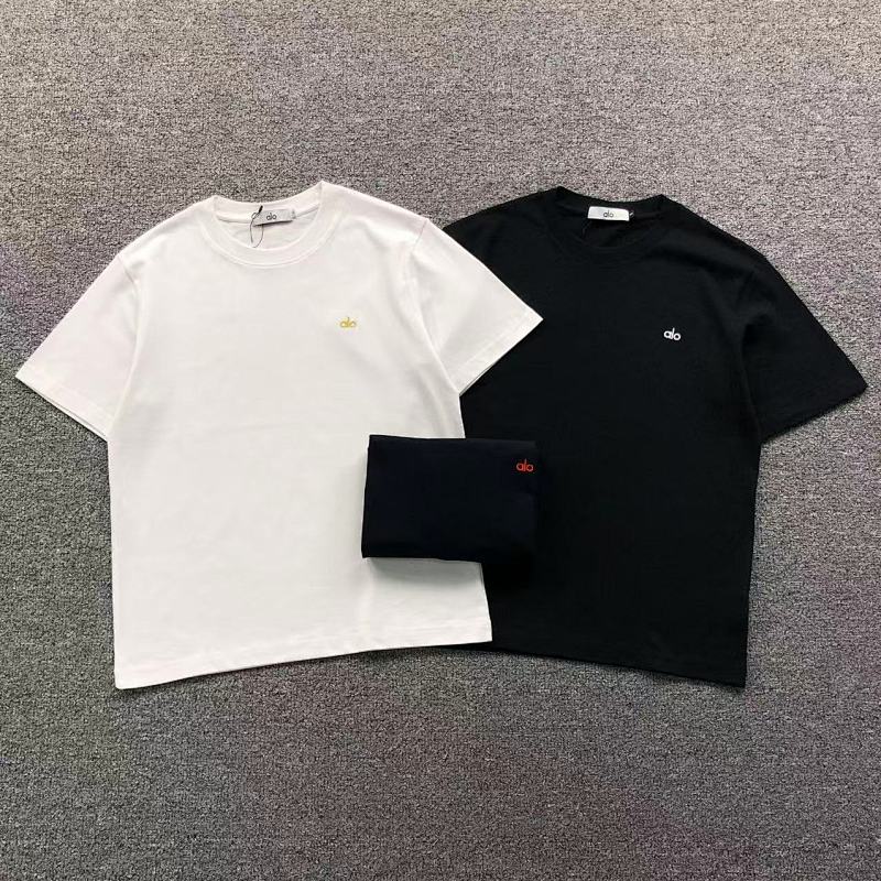 ALO T-SHIRT 219191801（im 170cm 60kg i wear size S in the phot）