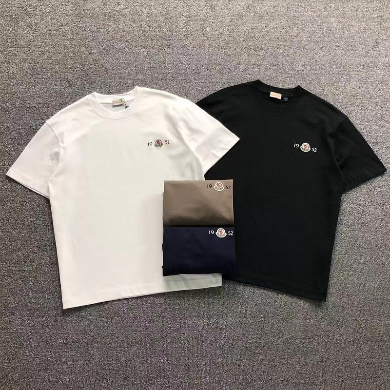 MONCLER T-SHIRT 52070728147（im 170cm 60kg i wear size M in the phot）
