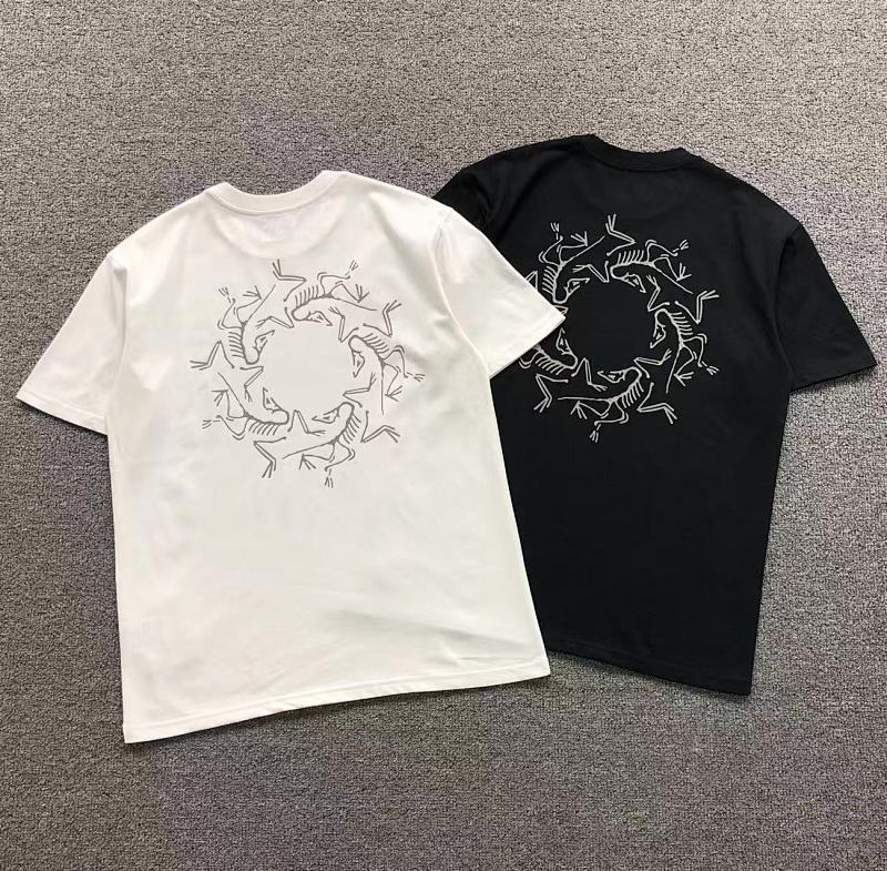 ARC'TERYX T-SHIRT 22041111125（im 170cm 60kg i wear size XS in the phot）