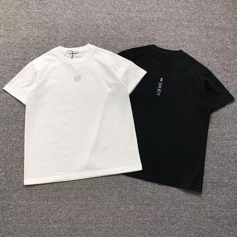 LOEWE T-SHIRT 311291921（im 170cm 55kg i wear size XS in the phot）