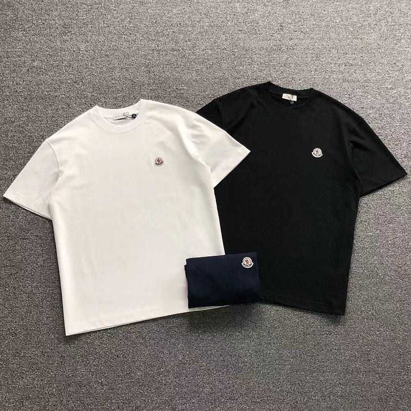 MONCLER T-SHIRT 5243028147（im 170cm 60kg i wear size M in the phot）