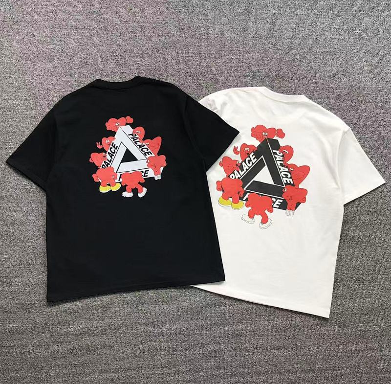PALACE T-SHIRT 3112160621（im 170cm 60kg i wear size M in the phot）