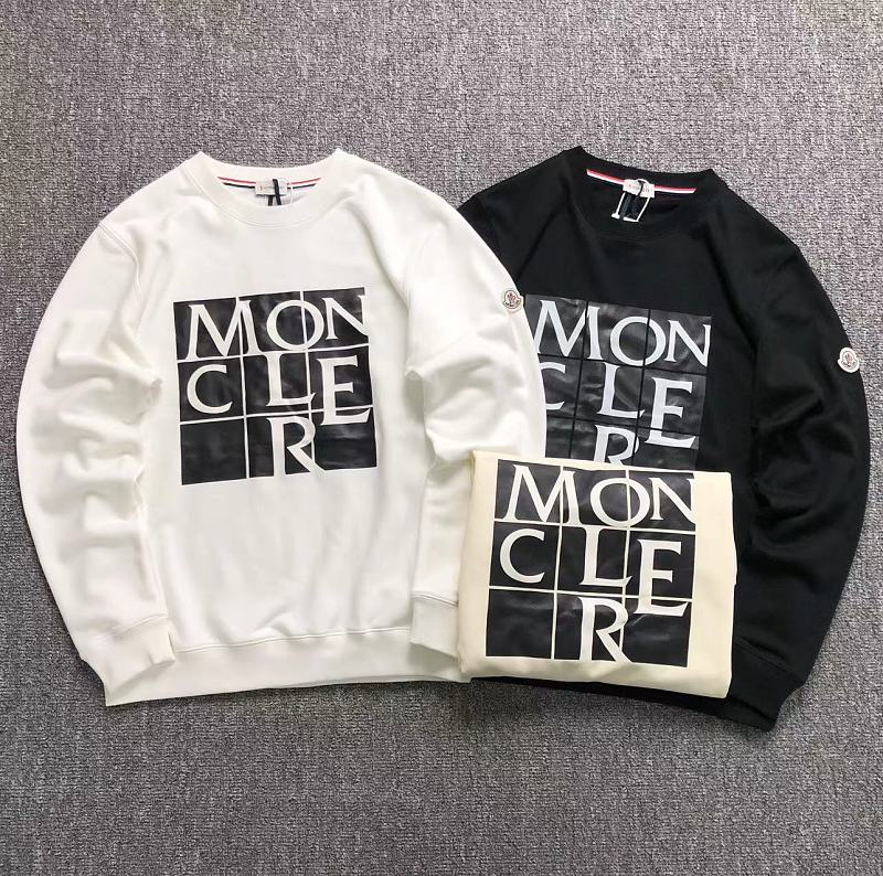 MONCLER HOODIE 311041660（im 170cm 55kg i wear size L in the phot）