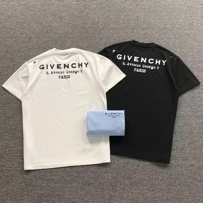 GIVENCHY T-SHIRT 1108091832（im 170cm 60kg i wear size M in the phot）